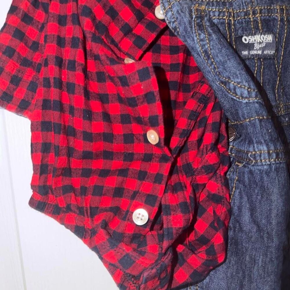 Oshkosh-b-gosh Navy and Red overall set (9 months) - Picture 4 of 4